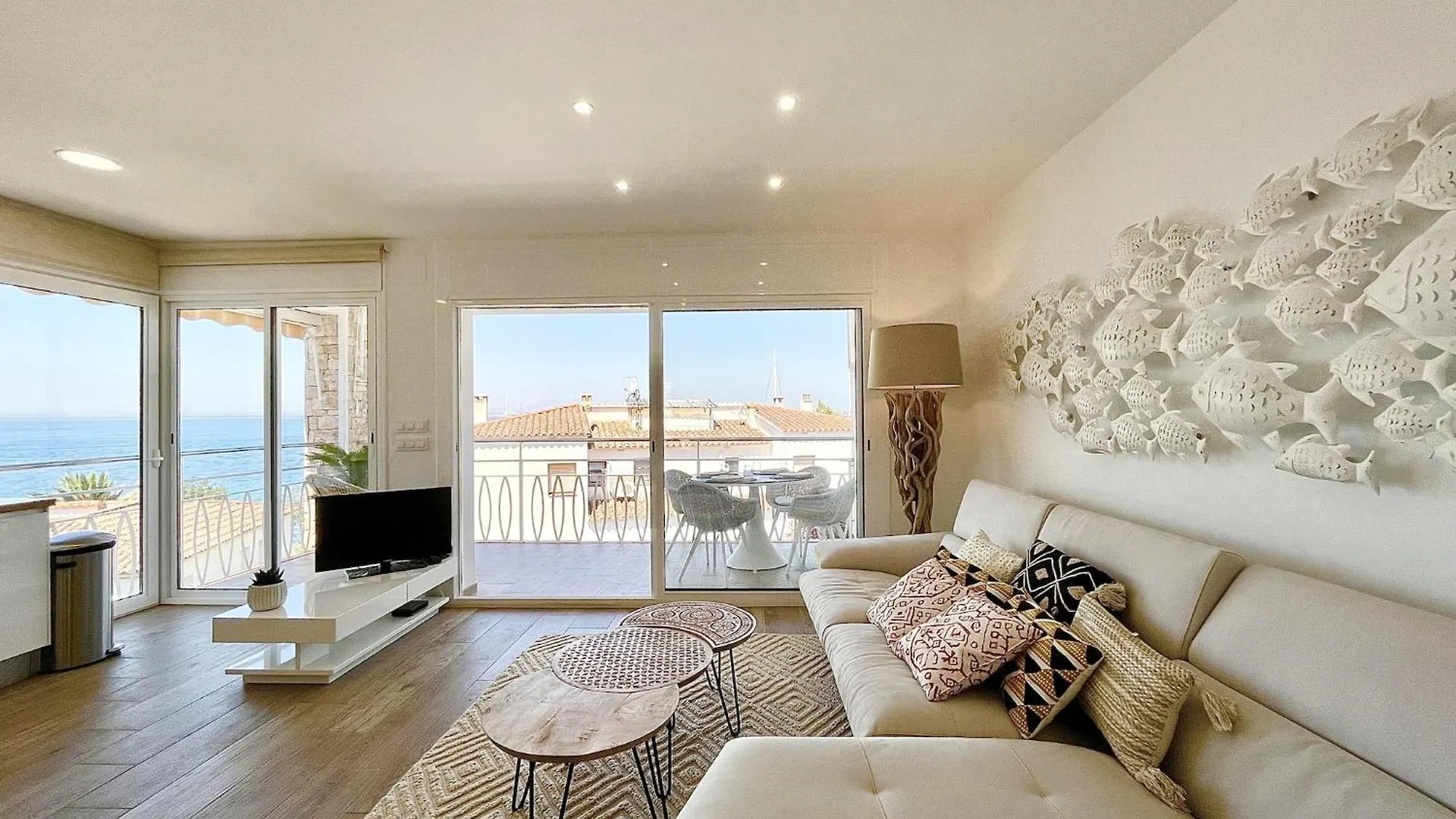 Central Apartment In Nature 罗萨斯