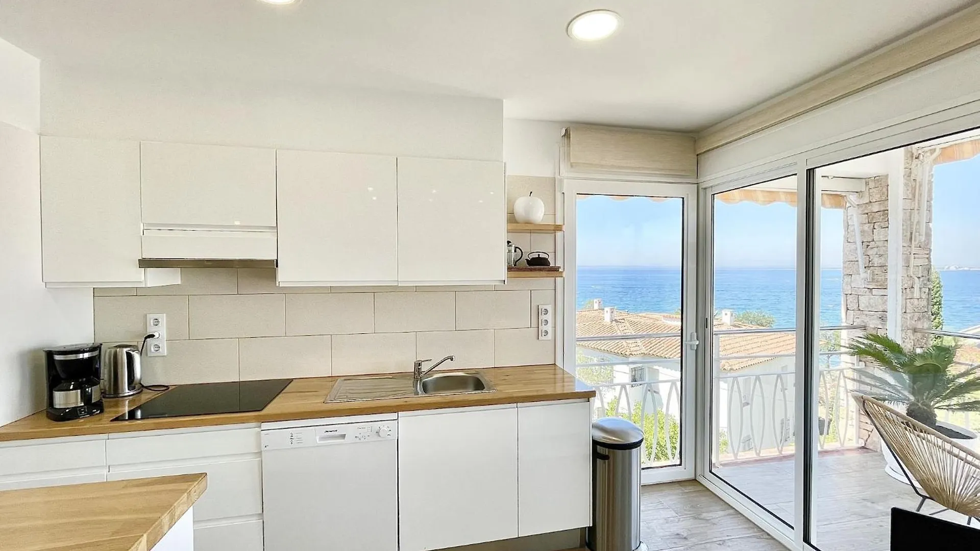 Central Apartment In Nature 罗萨斯
