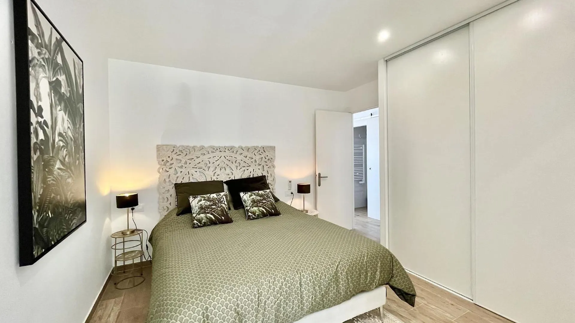 Central Apartment In Nature Rosas